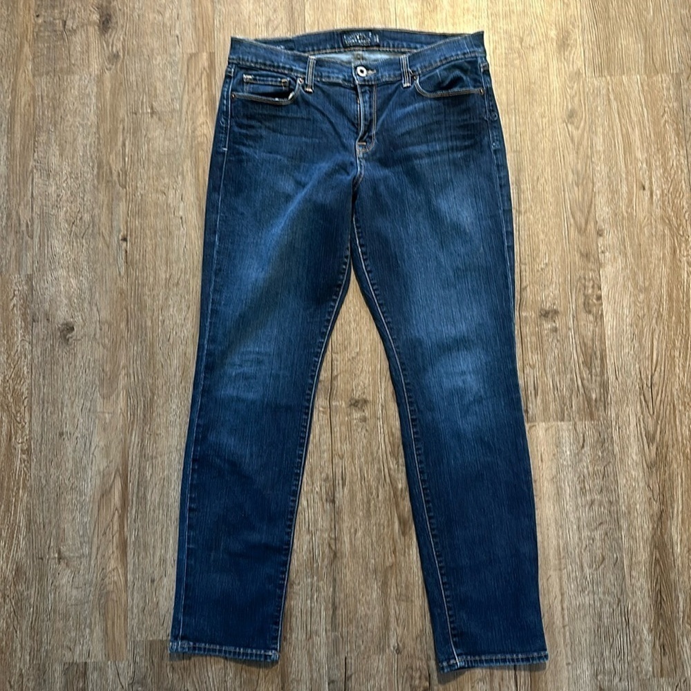 LUCKY JEANS SOFIA SKINNY SIZE(12)